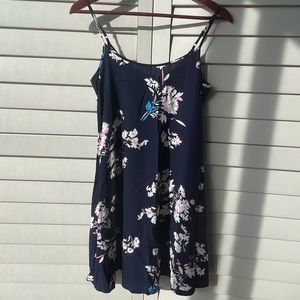 MSBasic Navy Floral Flowy Mini Dress
